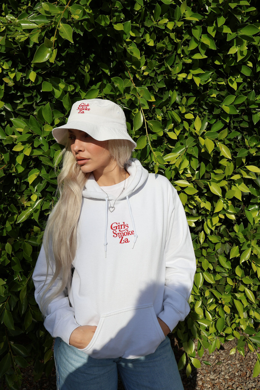 Girls Smoke Za Hoodie (white)